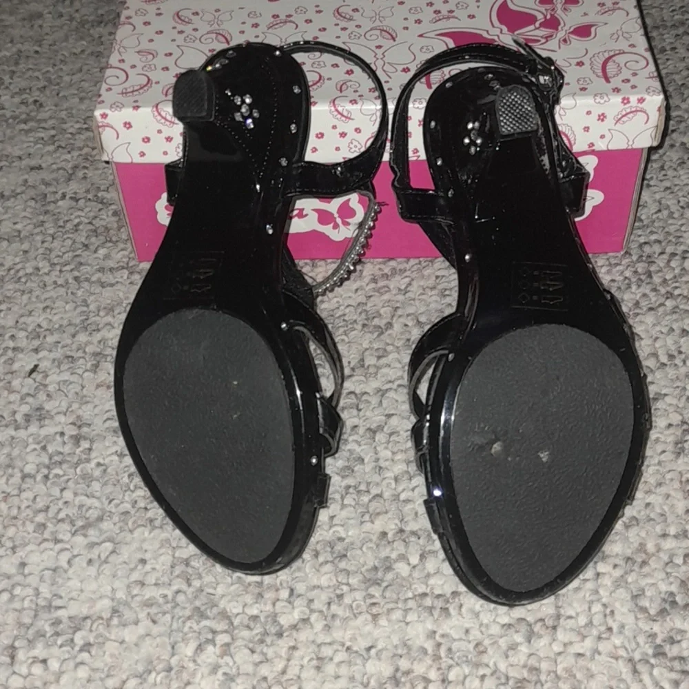 Girls Black Rhinestone Heels by Rya Size 3 - Picture 4 of 6